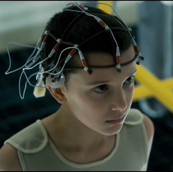 怪奇物语 第一季 评分_怪奇物语现实中谁是一对_美剧推荐 80年代风格