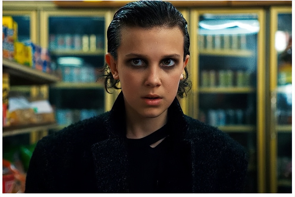 怪奇物语现实中谁是一对_怪奇物语怪异画面视觉效果分析_怪奇物语怪异画面与幽默元素交汇